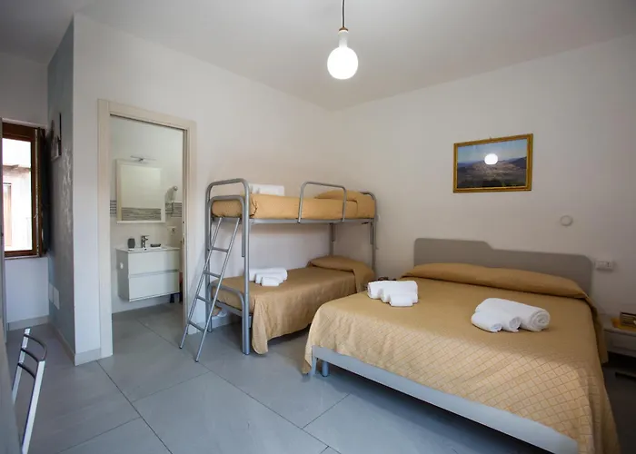 Nonno Giovanni 3* גנג'י